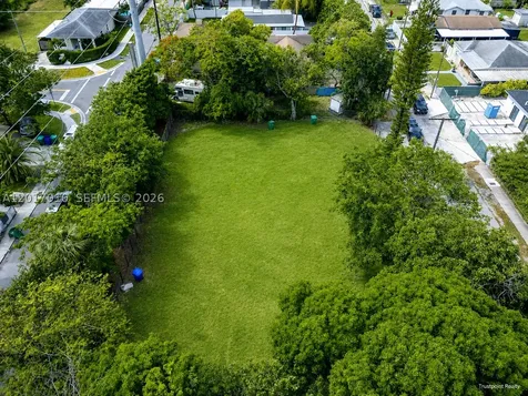 3509 NW 9th Avenue Miami FL 33127