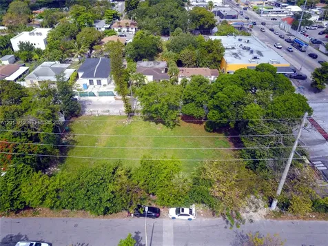 3509 NW 9th Avenue Miami FL 33127