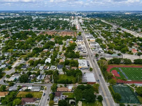 3509 NW 9th Avenue Miami FL 33127