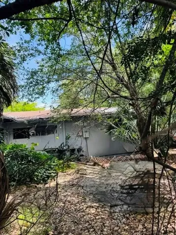1100 NE 129th Street North Miami FL 33161