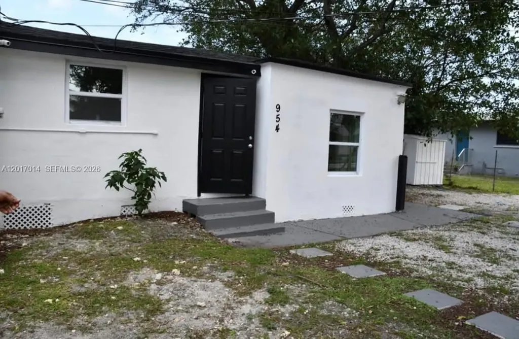 954 NW 75th Street Miami FL 33150