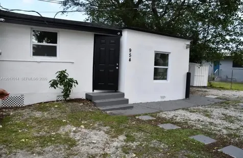 954 NW 75th Street Miami FL 33150