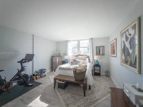 90 Edgewater Drive Coral Gables FL 33133
