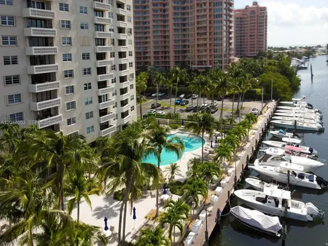 90 Edgewater Drive Coral Gables FL 33133