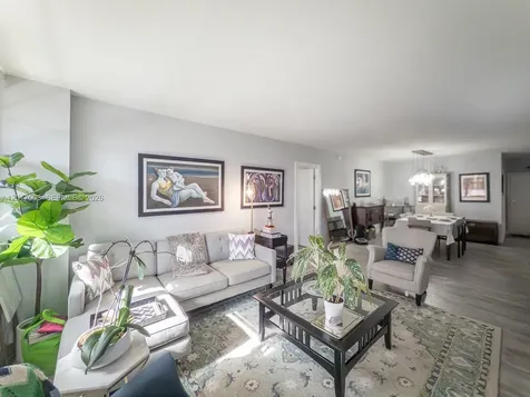 90 Edgewater Drive Coral Gables FL 33133