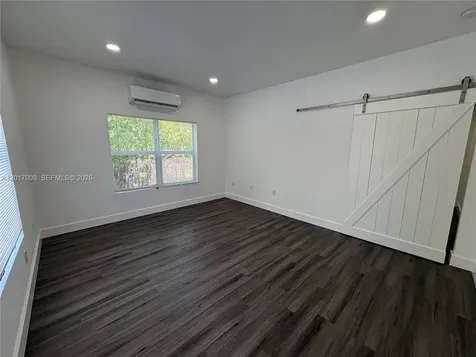 3237 SW 4th Street Miami FL 33135