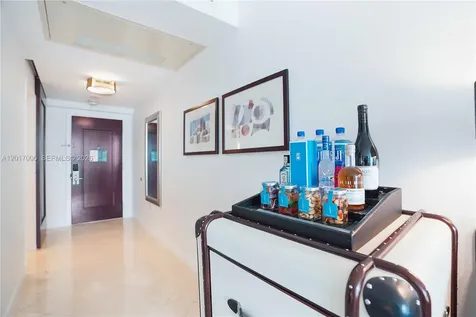 4391 Collins Avenue Miami Beach FL 33140