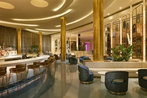 4391 Collins Avenue Miami Beach FL 33140