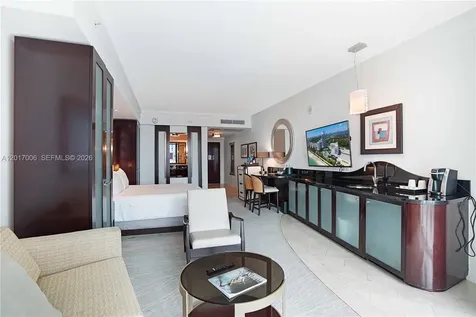 4391 Collins Avenue Miami Beach FL 33140
