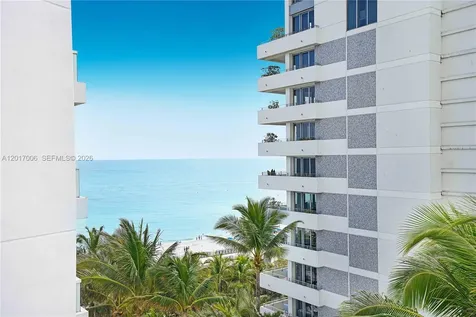 4391 Collins Avenue Miami Beach FL 33140
