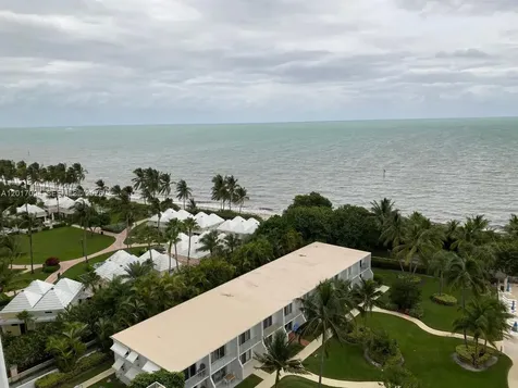 881 Ocean Drive Key Biscayne FL 33149