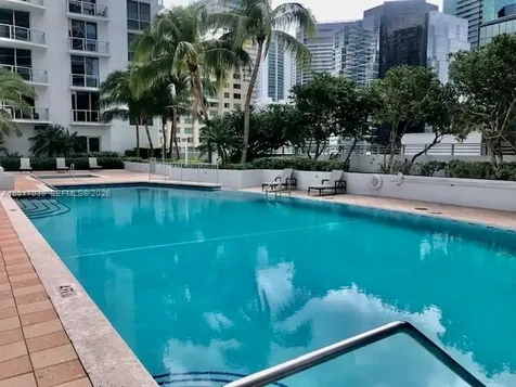 Miami FL 33131
