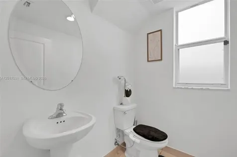1392 SE 26th Terrace Homestead FL 33035
