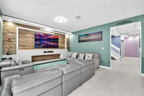 1392 SE 26th Terrace Homestead FL 33035