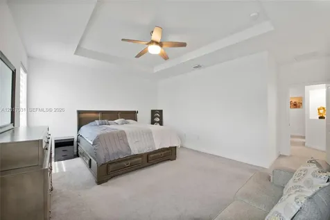 1392 SE 26th Terrace Homestead FL 33035