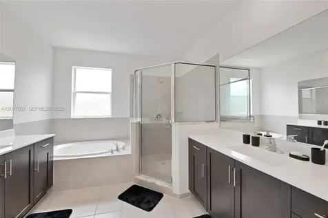 1392 SE 26th Terrace Homestead FL 33035