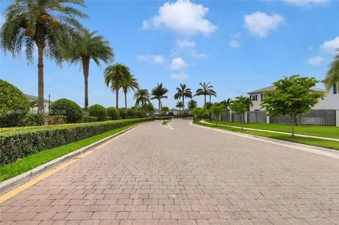 1392 SE 26th Terrace Homestead FL 33035