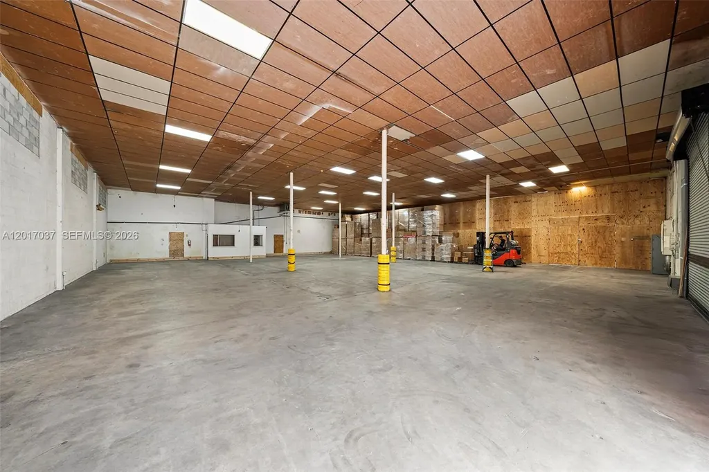 1930 N 30th Road Warehouse + Office Hollywood FL 33021