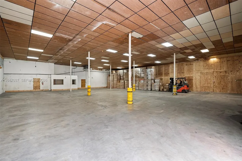 1930 N 30th Road Warehouse + Office Hollywood FL 33021