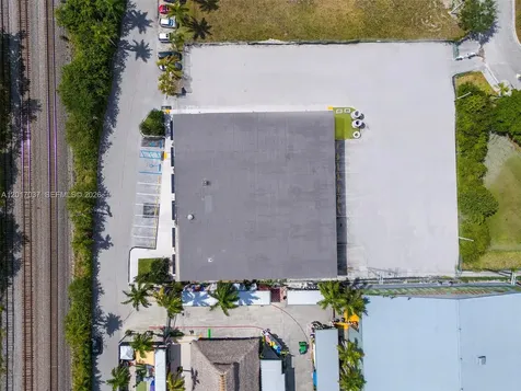 1930 N 30th Road Warehouse + Office Hollywood FL 33021