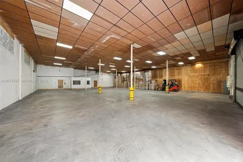 1930 N 30th Road Warehouse + Office Hollywood FL 33021