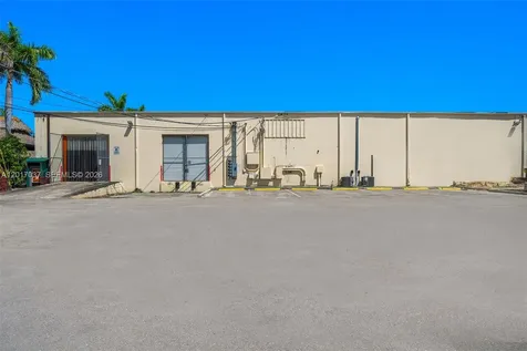 1930 N 30th Road Warehouse + Office Hollywood FL 33021