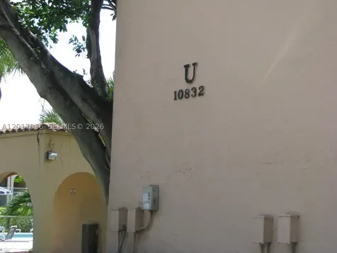 10832 N Kendall Drive Miami FL 33176