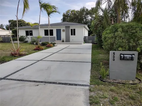 300 S Biscayne River Drive Miami FL 33169