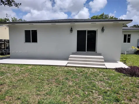 300 S Biscayne River Drive Miami FL 33169