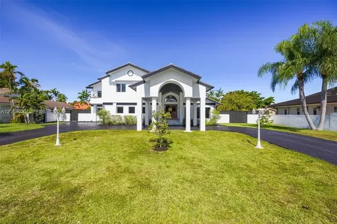 3352 SW 110th Avenue Miami FL 33165