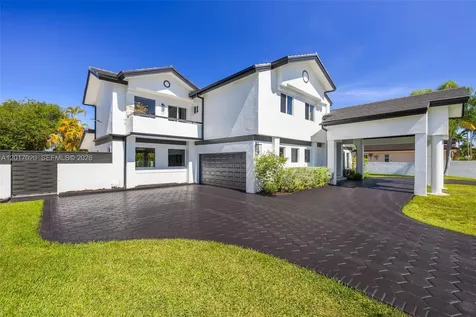 3352 SW 110th Avenue Miami FL 33165
