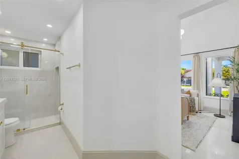 3352 SW 110th Avenue Miami FL 33165