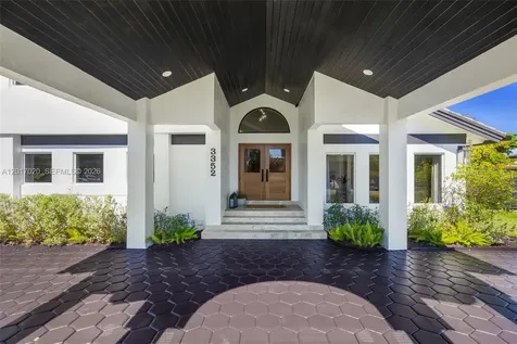 3352 SW 110th Avenue Miami FL 33165