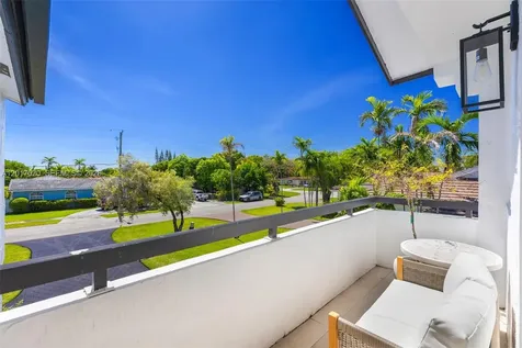 3352 SW 110th Avenue Miami FL 33165
