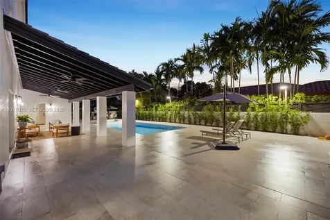 3352 SW 110th Avenue Miami FL 33165