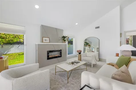 3352 SW 110th Avenue Miami FL 33165