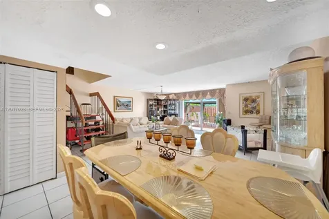 14154 Kendale Lakes Circle Miami FL 33183