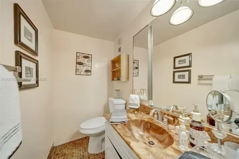 14154 Kendale Lakes Circle Miami FL 33183