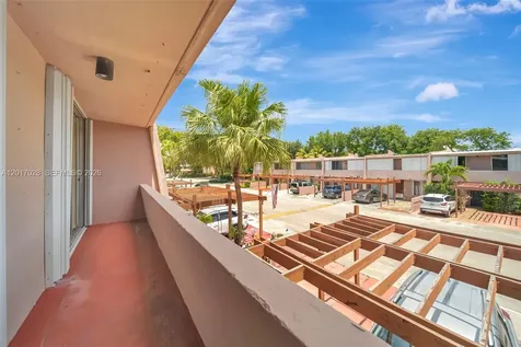 14154 Kendale Lakes Circle Miami FL 33183