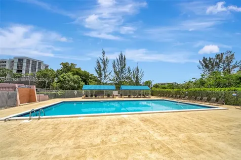 14154 Kendale Lakes Circle Miami FL 33183