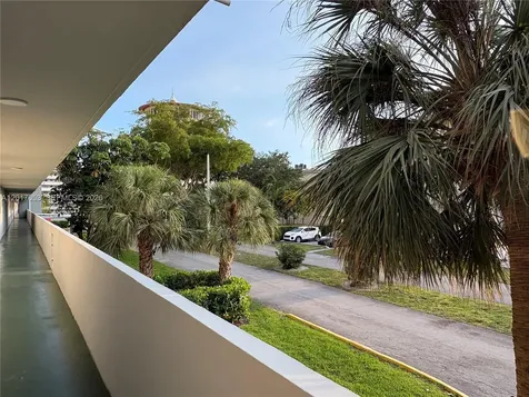 1770 NE 191st Street Miami FL 33179
