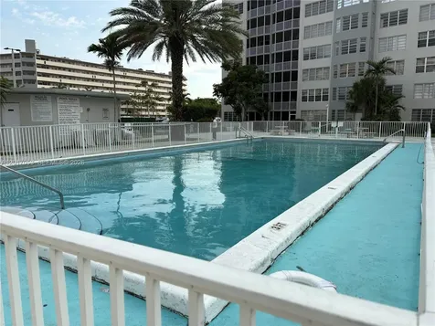 1770 NE 191st Street Miami FL 33179