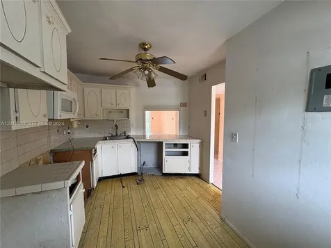 1770 NE 191st Street Miami FL 33179