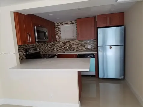 8290 Lake Drive Doral FL 33166