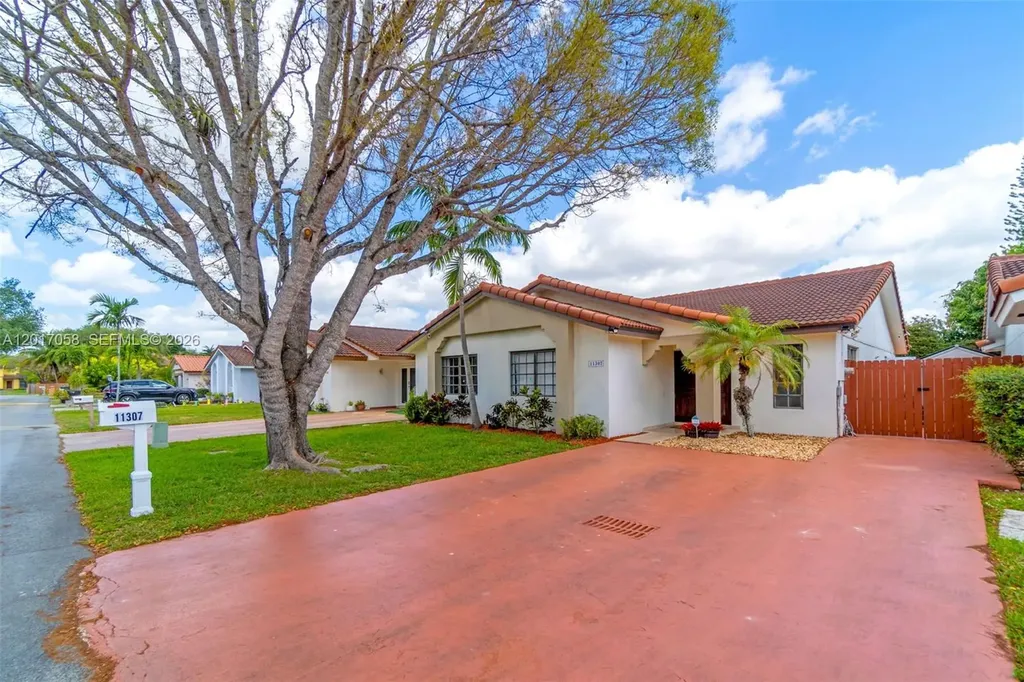 11307 SW 74th Terrace Miami FL 33173