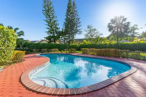 9470 NW 33rd Manor Sunrise FL 33351