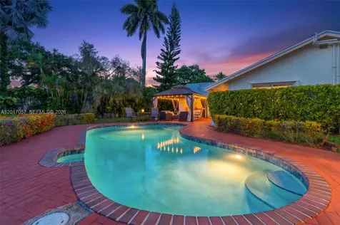 9470 NW 33rd Manor Sunrise FL 33351