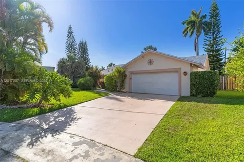 9470 NW 33rd Manor Sunrise FL 33351