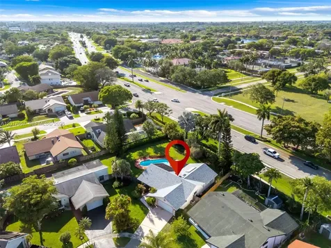 9470 NW 33rd Manor Sunrise FL 33351