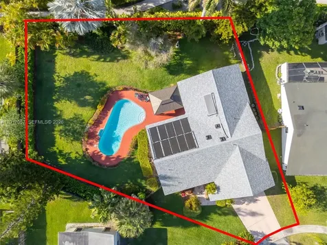 9470 NW 33rd Manor Sunrise FL 33351